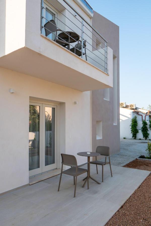 סאן תאודורו Villa Est מראה חיצוני תמונה